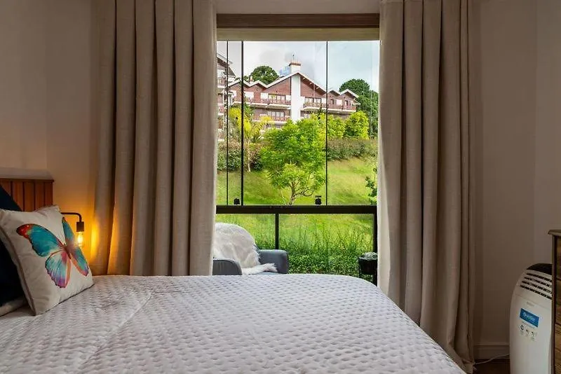 NOSSO LOFT ENCANTADOR em Campos do Jordão Apartamento